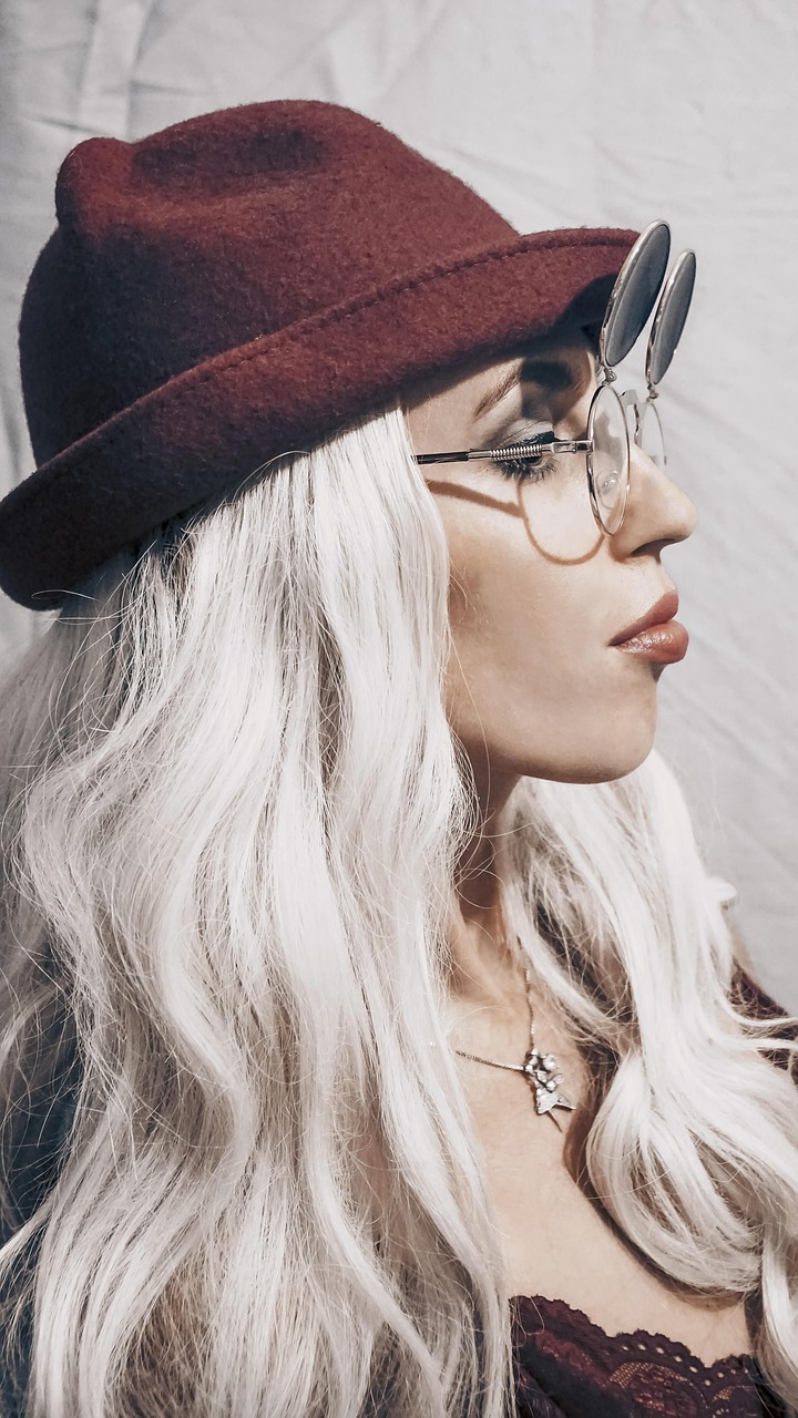 How to maintain hair extensions